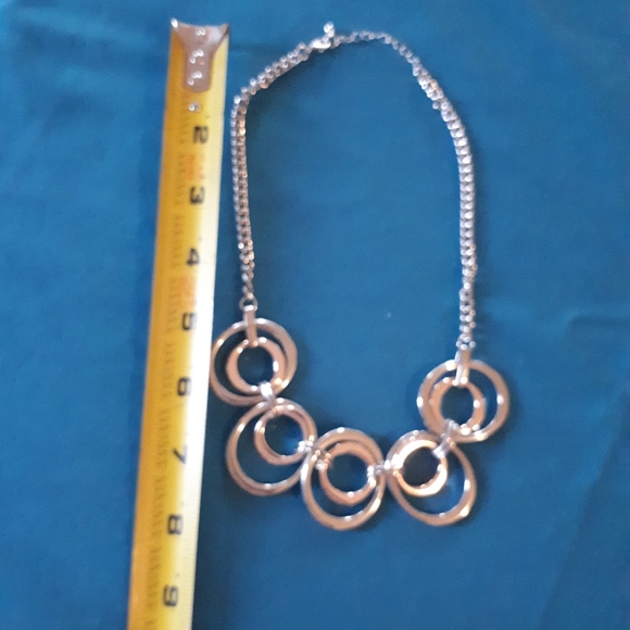 Necklace - Costume Jewelery - Picture 4 of 4